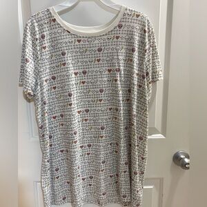 Skull and heart Patterned White Women's Top